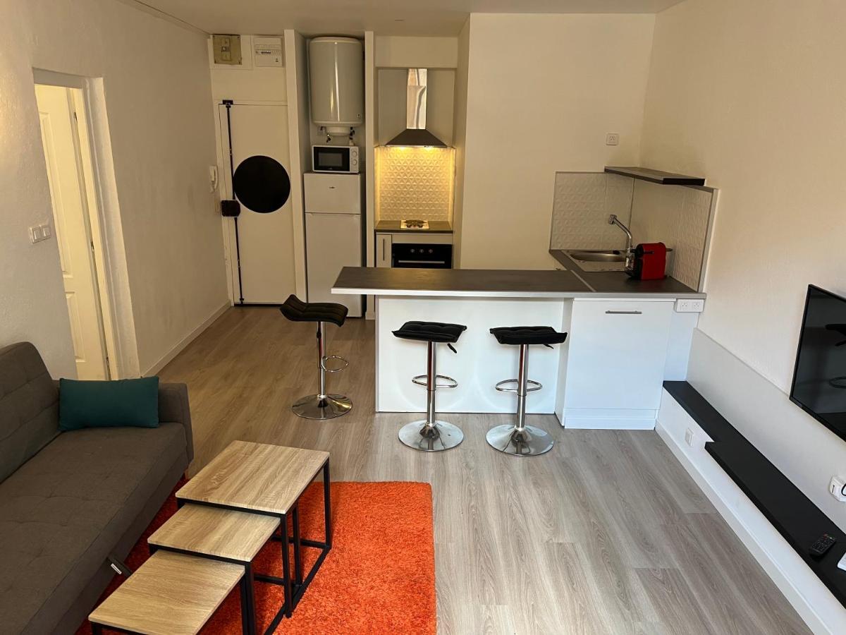 Proche De … Marseille